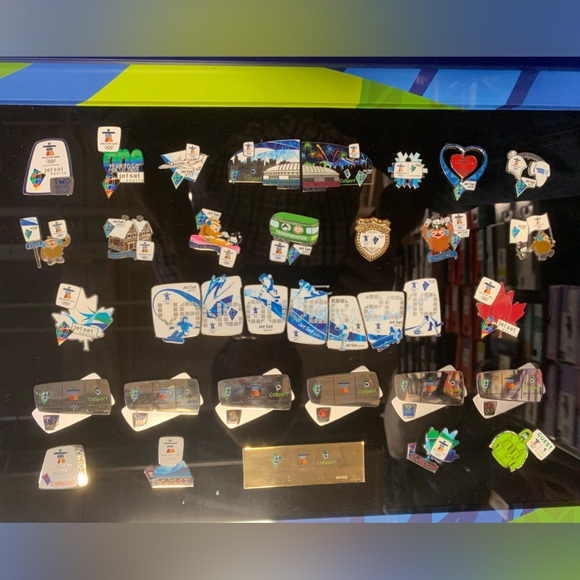 2010 Vancouver Olympics Pin Set Rare Limited Edition 207/300 Jet Set Sports - Picture 2 of 11